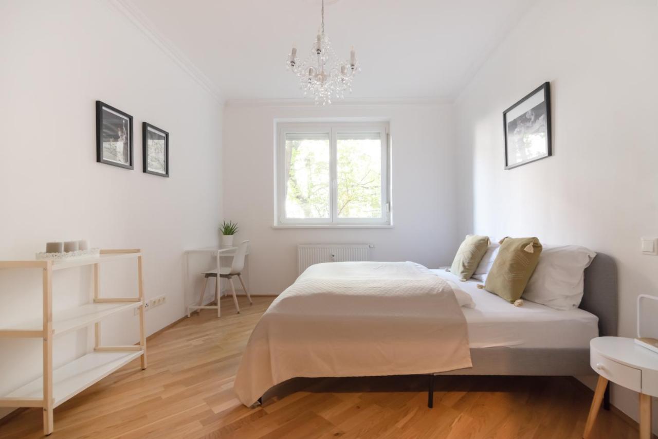 Apartament Absolute Ruhelage Im Zentrum Mit Parkplatz Wiedeń Zewnętrze zdjęcie
