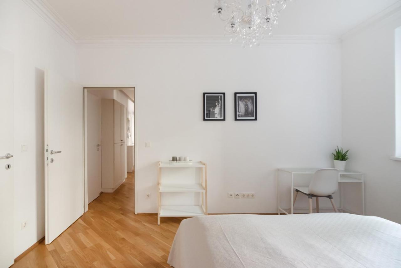 Apartament Absolute Ruhelage Im Zentrum Mit Parkplatz Wiedeń Zewnętrze zdjęcie