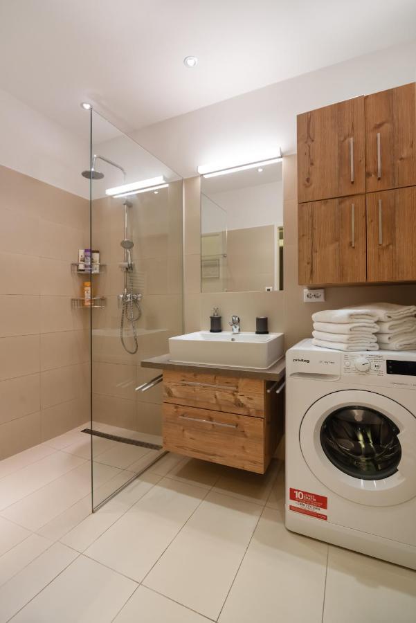 Apartament Absolute Ruhelage Im Zentrum Mit Parkplatz Wiedeń Zewnętrze zdjęcie